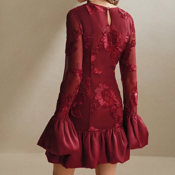 Burgundy Elegant Women's Embroidered Floral Bodycon Dress - Picture 6 of 8